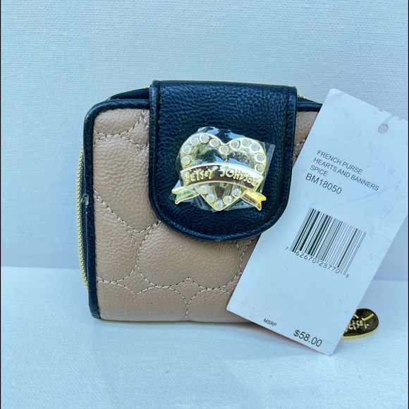 Betsey Johnson Zip-Around Fold Hearts And Banners Quilted Wallet Coin Purse - Picture 3 of 10